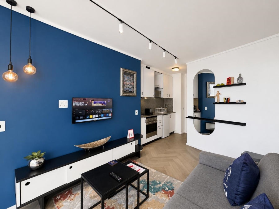 1 Bedroom Property for Sale in Sea Point Western Cape